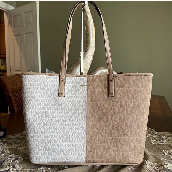 Michael Kors LG tote - Picture 1 of 6